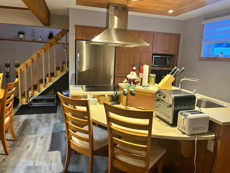Appartement Mont Edouard, Hebergement Paisible A La Montagne LʼAnse-Saint-Jean Екстериор снимка