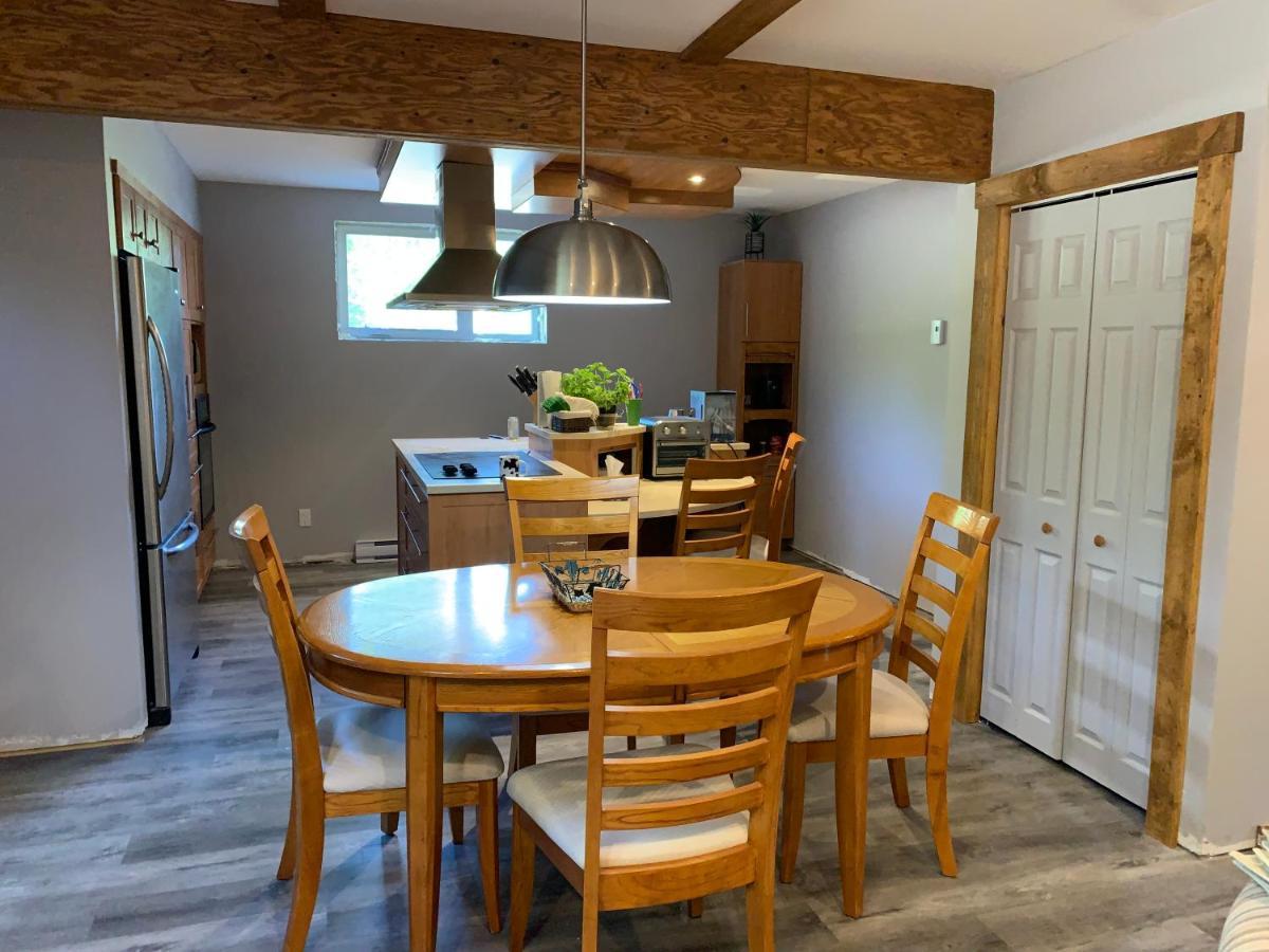 Appartement Mont Edouard, Hebergement Paisible A La Montagne LʼAnse-Saint-Jean Екстериор снимка